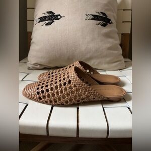 Everlane The Day Mule Light Taupe Woven Shoes Size 5 [MSRP:$168] NWOB